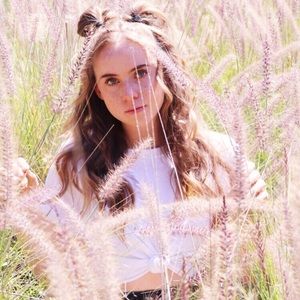 Meet your Posher, Polly